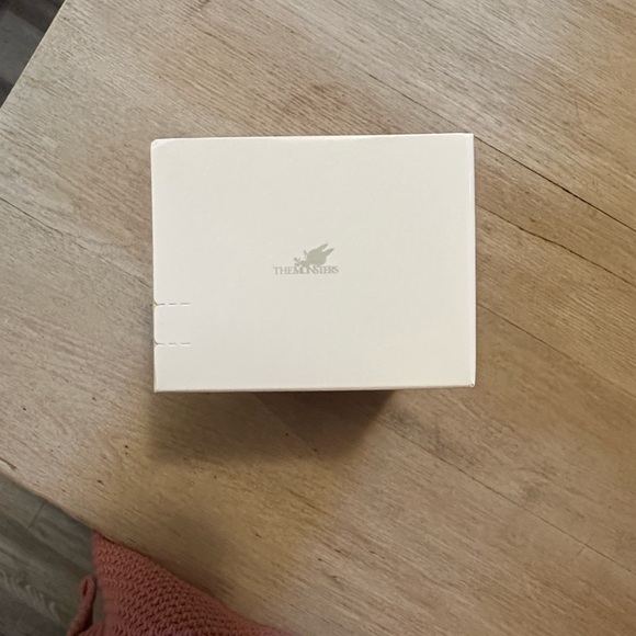 POP MART | The Monsters Labubu Big into Energy Series Vinyl Plush Box - Hope - Picture 6 of 12